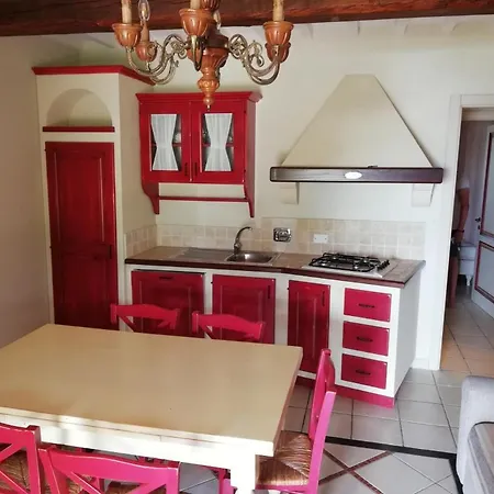 Ξενοδοχείο με διαμερίσματα Borgo Felciaione Riparbella