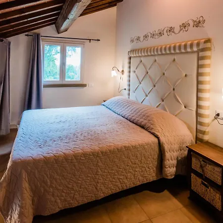 Aparthotel Borgo Felciaione