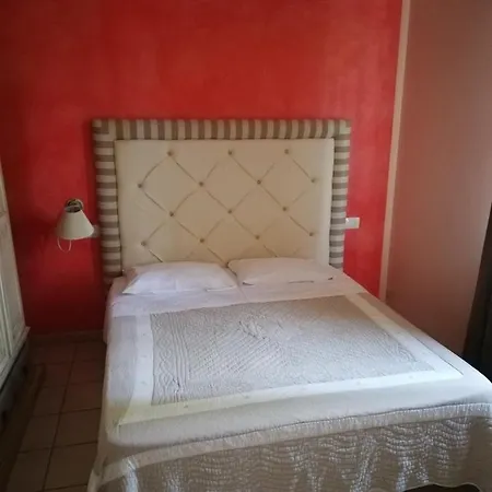 Aparthotel Borgo Felciaione *